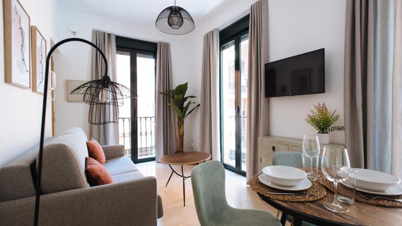 Chiqui And Vicente Suite Apartments 塞维利亚 外观 照片