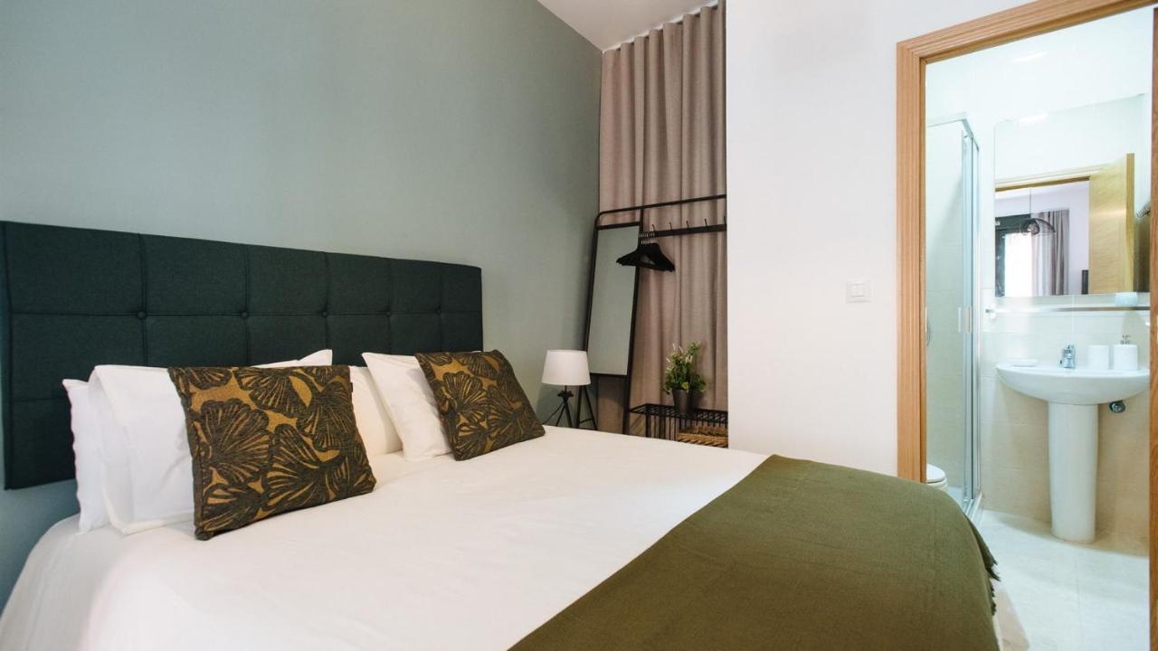 Chiqui And Vicente Suite Apartments 塞维利亚 外观 照片