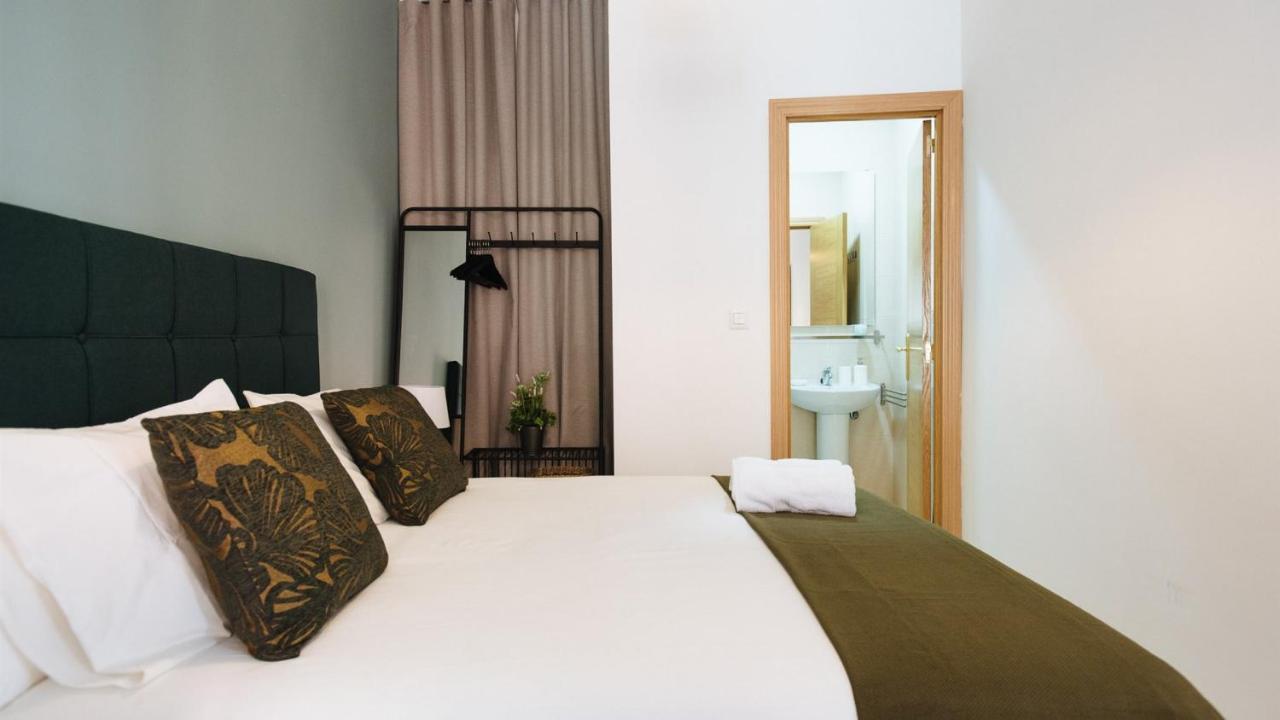 Chiqui And Vicente Suite Apartments 塞维利亚 外观 照片
