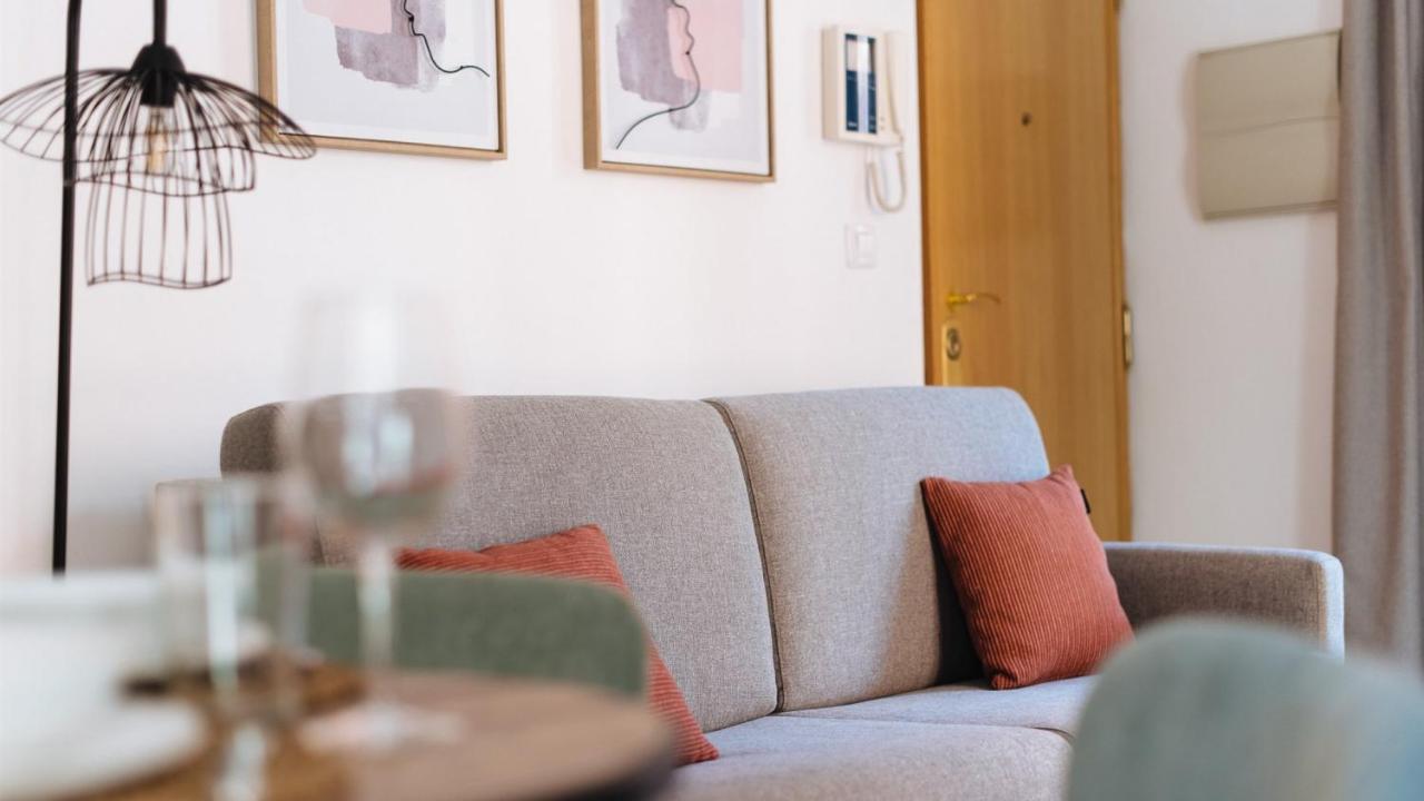 Chiqui And Vicente Suite Apartments 塞维利亚 外观 照片