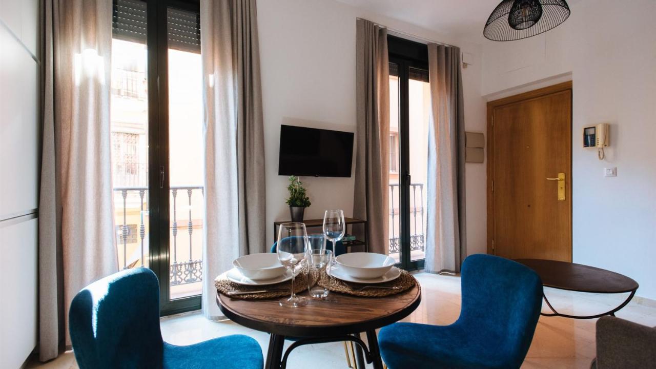 Chiqui And Vicente Suite Apartments 塞维利亚 外观 照片